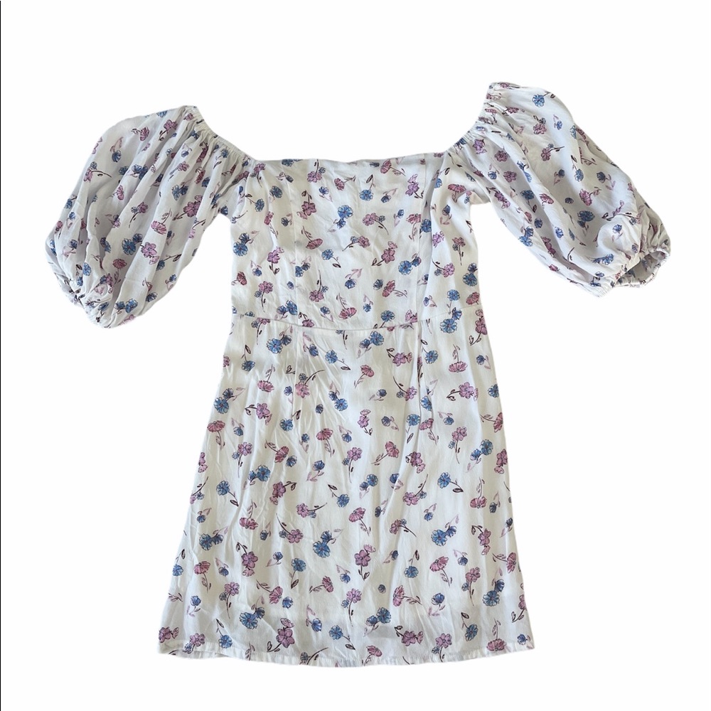 SKYLAR + MADISON puff sleeve dress w/ flowers sz S